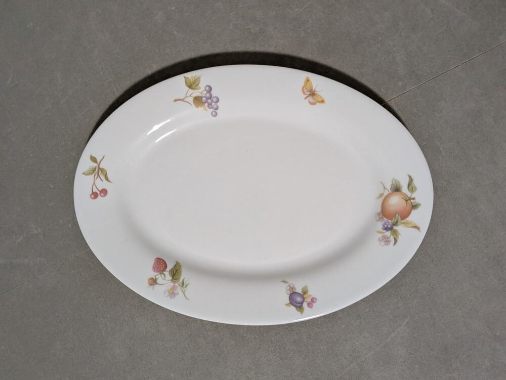 BIA Cordon Bleu Frieda Collection 11.5" Porcelain Oval Serving Platter Fruit